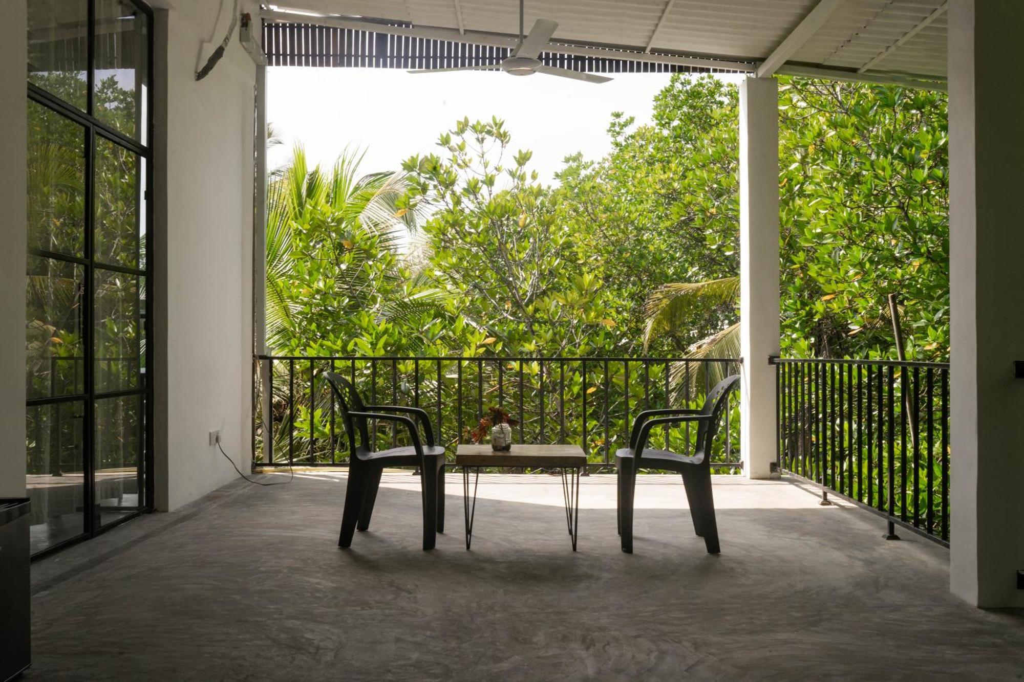 Voda Hotel Unawatuna Exterior photo